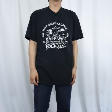 画像2: 90's USA製 "SKINNY DICK'S HALFWAY INN" エロプリントTシャツ BLACK XL (2)