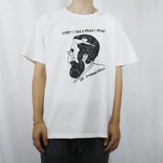 画像2: Sigmund Freud "WHAT'S ON A MAN'S MIND" 騙し絵アートプリントTシャツ (2)