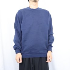 画像2: 90's RUSSELL ATHLETIC USA製 前V 無地スウェット NAVY L (2)