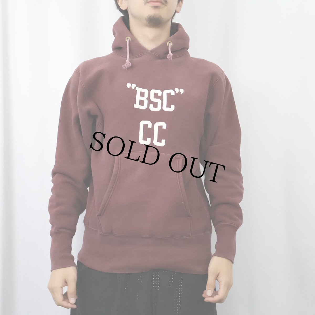 画像2: 70〜80's Champion REVERSE WEAVE 赤単色タグ USA製 "BSC CC" ラバープリントスウェットフーディー M (2)