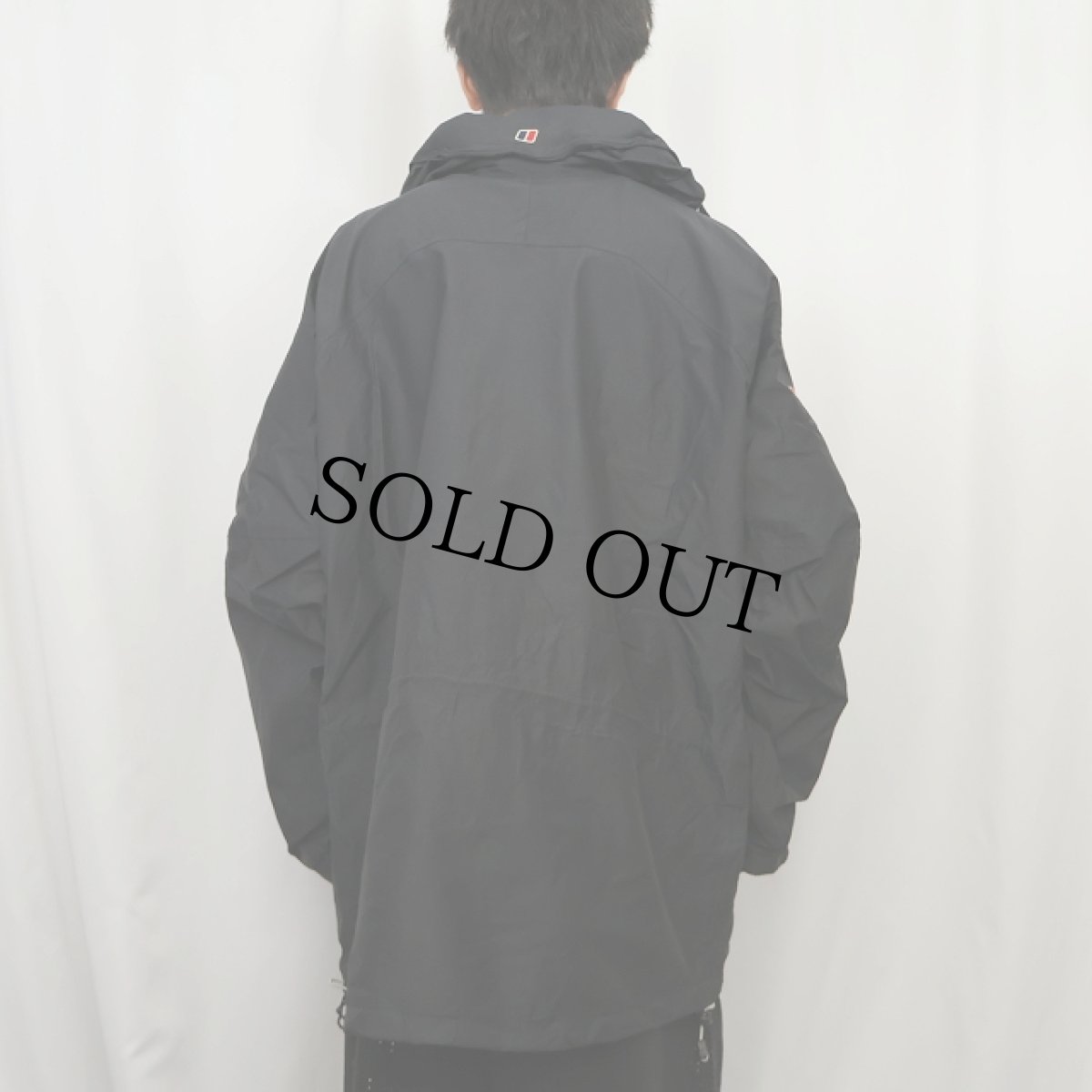 画像3: 2000's berghaus "EXTREAM GORE-TEX XCR" ナイロンマウンテンパーカー BLACK L (3)