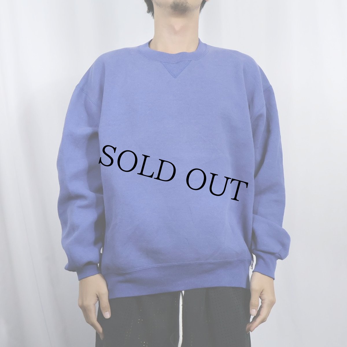 画像2: 90's RUSSELL ATHLETIC USA製 前V 無地スウェット (2)