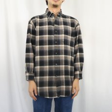 画像2: PENDLETON "MASON" オンブレーチェック柄 コットンボタンダウンシャツ M (2)