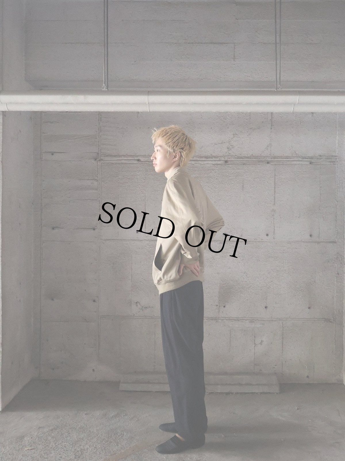 画像4: 90's Burberrys' SPAIN製 ロゴ刺繍 スイングトップ SIZE 42 1/2 (4)