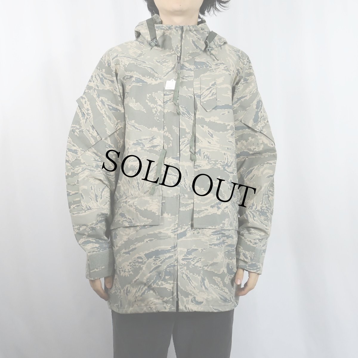 画像2: 2000's U.S.AIR FORCE APECS ABU デジタルタイガーカモ GORE-TEX パーカー MEDIUM-REGULAR (2)
