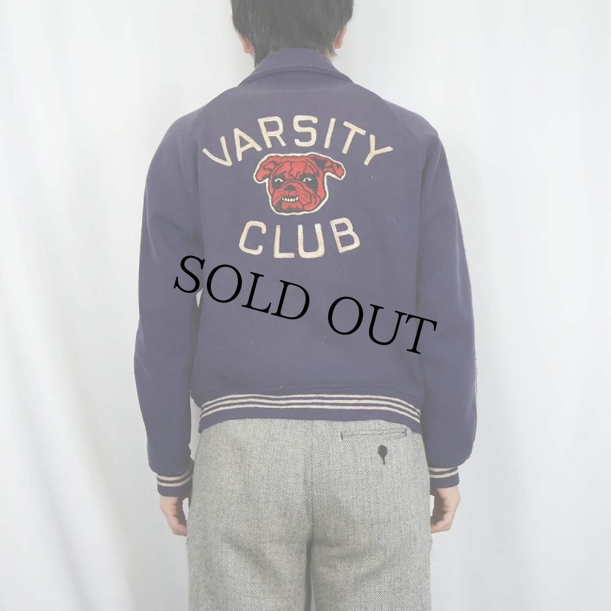 画像4: 50〜60's "VARSITY CLUB" ブルドッグ刺繍 ウールスタジャン NAVY (4)