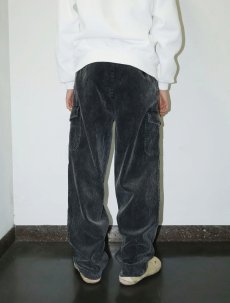 画像4: UNIVERSAL GREEN 太畝 コーデュロイカーゴパンツ BLACK W34 (4)