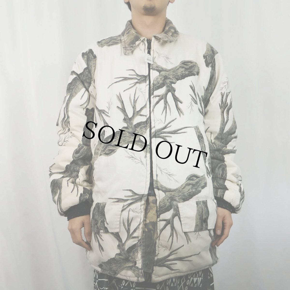 画像3: 90's JOHNSON GARMENT USA製 リアルツリーカモ柄 中綿入り リバーシブルジャケット  (3)