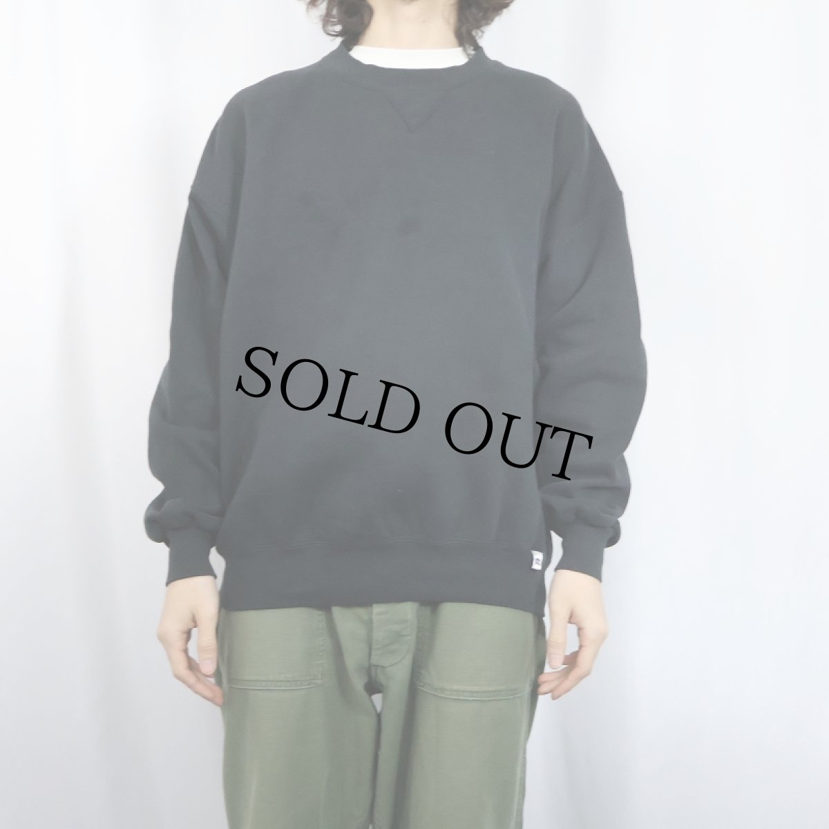 画像3: 90's RUSSELL ATHLETIC USA製 前V 無地スウェット BLACK XL (3)