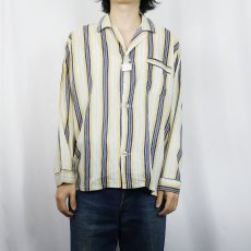 画像2: 70's McKENZIE マルチストライプ柄 パジャマシャツ  (2)