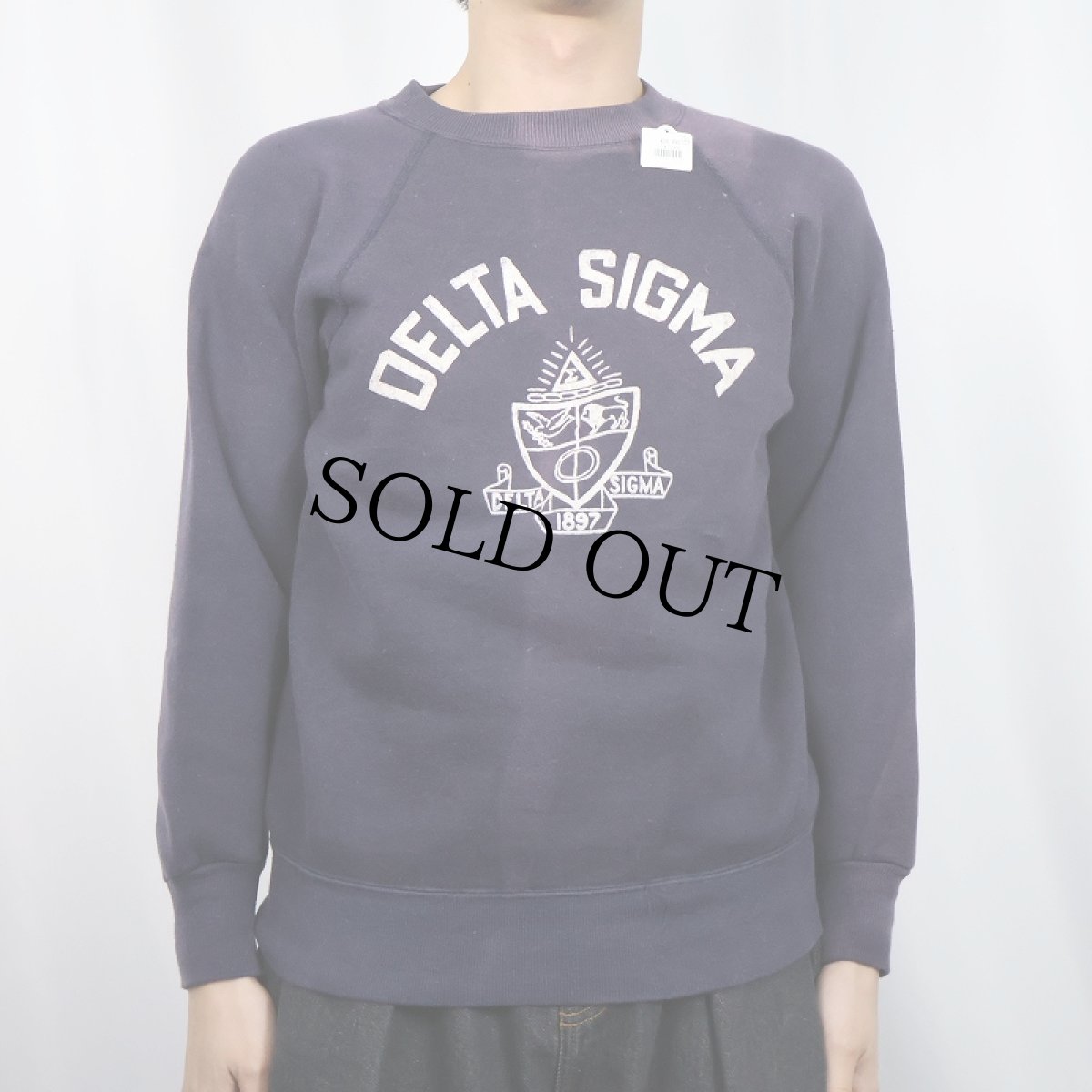 画像2: 50〜60's "DELTA SIGMA" フロッキープリント ラグランスウェット NAVY (2)