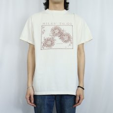 画像2: MILES' TO GO アートプリントTシャツ L (2)