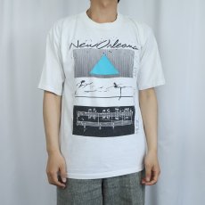 画像2: 90's GRAVITY GRAPHICS USA製 "New Orleans" アートプリントTシャツ L (2)