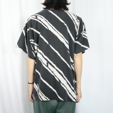 画像3: 90's SOFTOUCH USA製 総柄プリントTシャツ ONE SIZE FITS ALL (3)