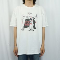 画像3: "I SURVIVED THE VEIN DRAIN" シュールイラストプリントTシャツ XL (3)