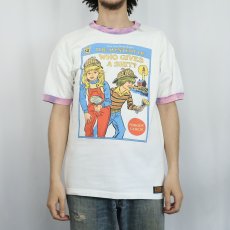 画像2: Steven Rhodes "THE MYSTERY OF WHO GIVES A SHIT?" プリントリンガーTシャツ M (2)