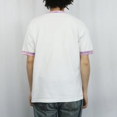 画像3: Steven Rhodes "THE MYSTERY OF WHO GIVES A SHIT?" プリントリンガーTシャツ M (3)