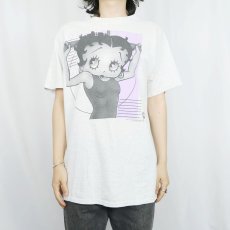 画像2: 90's Betty Boop "BODY BY BOOP" キャラクタープリントTシャツ L (2)