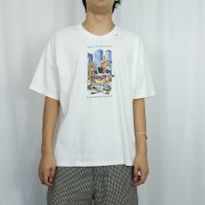 画像2: 90's Krispy Kreme Doughnuts "MASSACHUSETTS DOUGHNUTHEAD" ドーナツショップ キャラクタープリントTシャツ L (2)