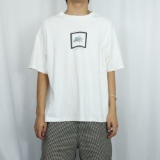 画像3: Amor Ministries "With just a few nails,..." 非営利団体 プリントTシャツ XL (3)