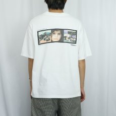 画像4: Amor Ministries "With just a few nails,..." 非営利団体 プリントTシャツ XL (4)