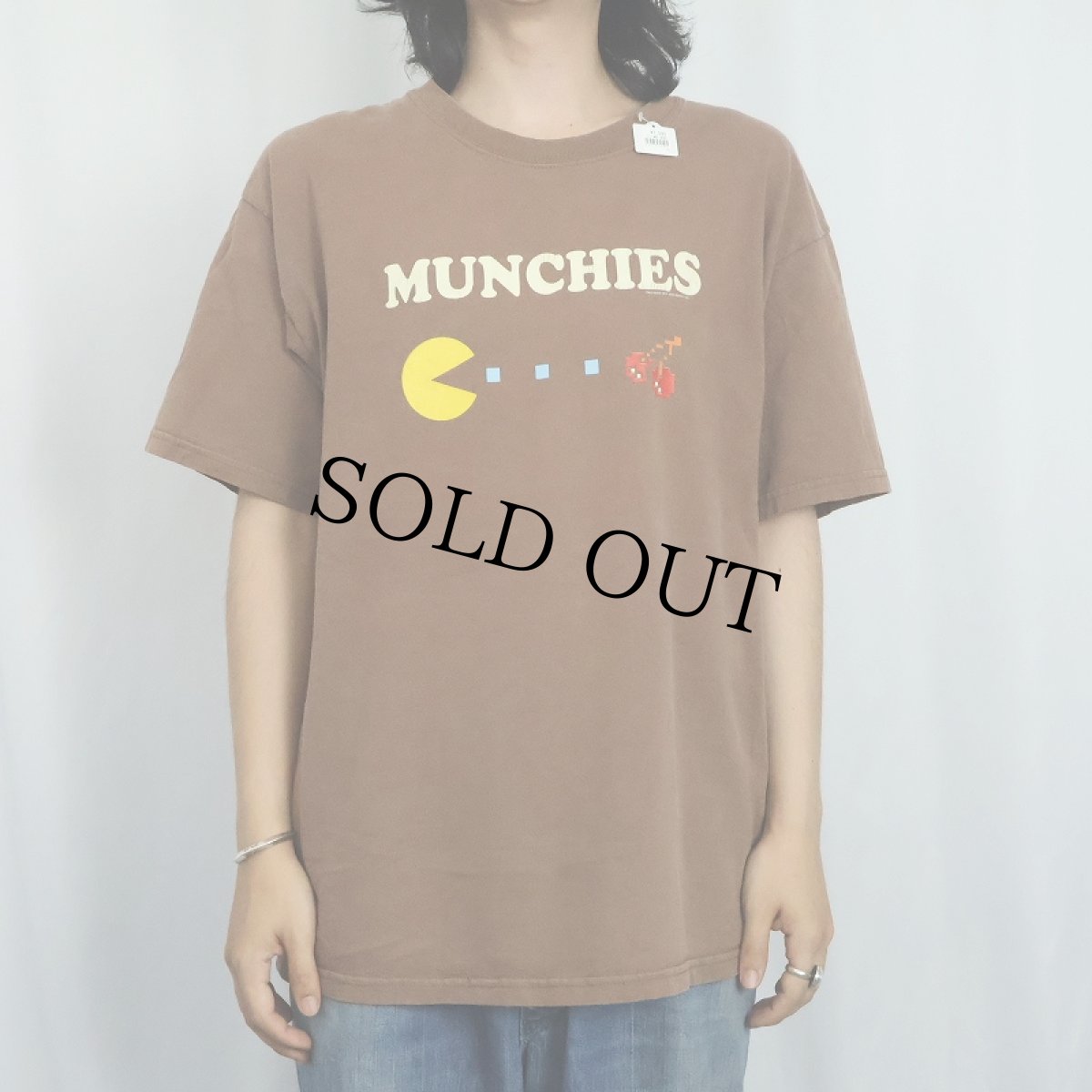 画像2: 2000's PAC-MAN "MUNCHIES" ゲームプリントTシャツ  (2)