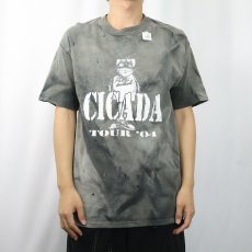 画像2: 2000's "CICADA TOUR'04" ジョークイラストプリントTシャツ M (2)