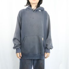 画像2: Carhartt フェードスウェットフーディー NAVY L (2)