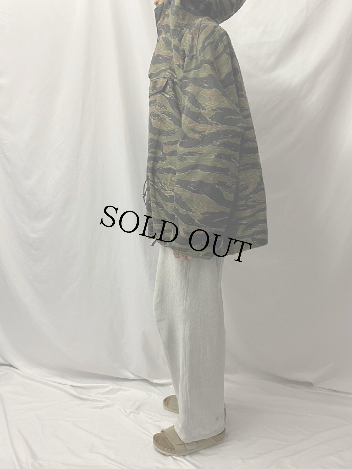 画像3: ROTHCO タイガーカモ柄 アノラックパーカー XXL (3)