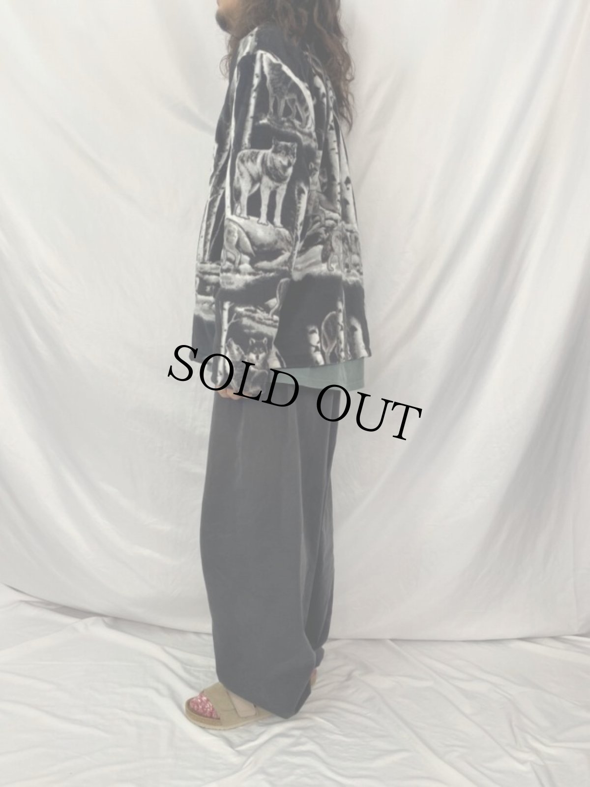 画像4: オオカミ柄 リバーシブルフリースジャケット タグ付き未使用 L (4)