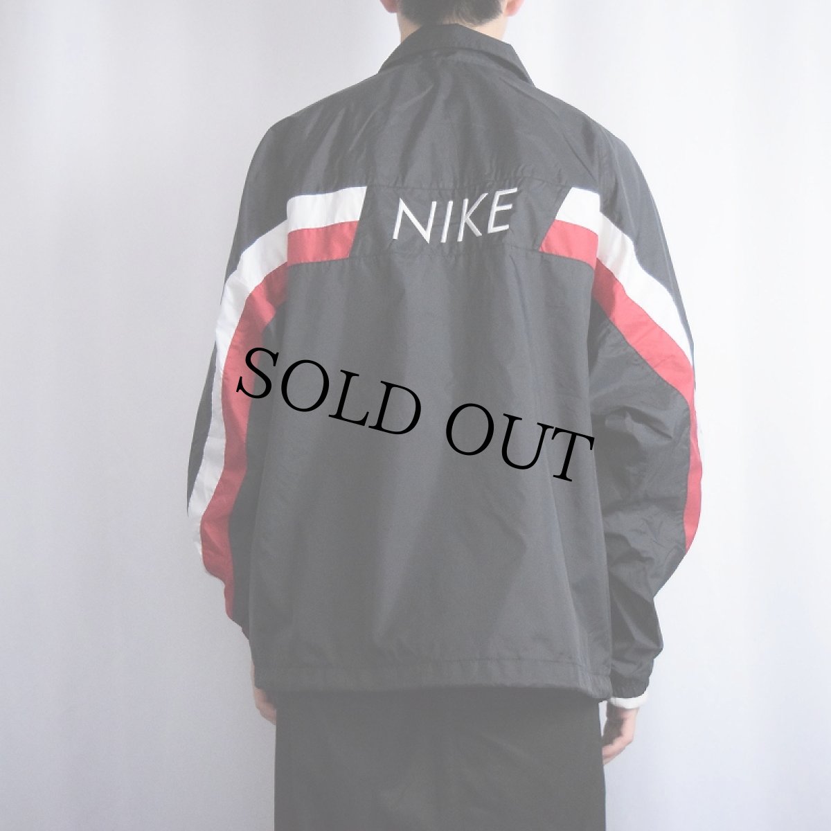 画像4: NIKE ロゴ刺繍 切り替えデザイン ナイロンジャケット BLACK XL (4)