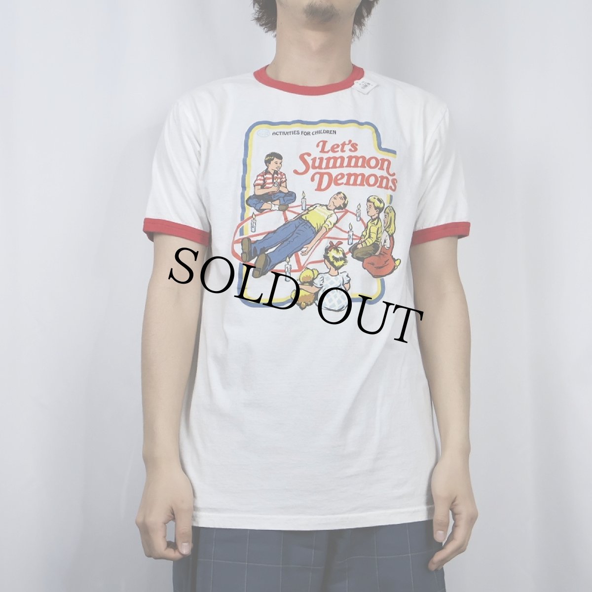 画像2: Steven Rhodes "Let's Summon Demons" イラストプリントリンガーTシャツ L (2)