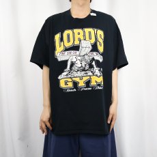 画像3: LORD'S GYM "HIS PAIN YOUR GAIN" ジーザス パロディプリントTシャツ 2XL (3)