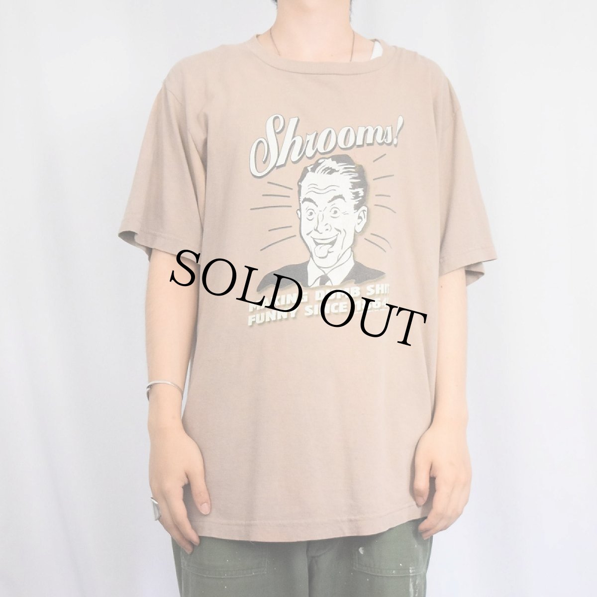 画像2: 90's USA製 "Shrooms!" イラストプリントTシャツ L (2)