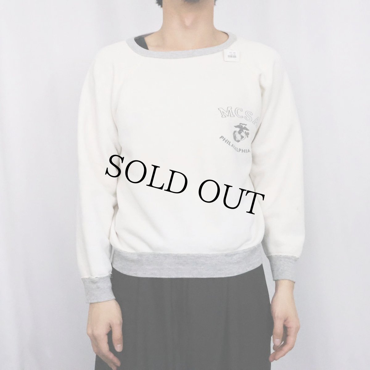 画像2: 50〜60's MCSA 染み込みプリント リブ切り替え ラグランスウェット  (2)