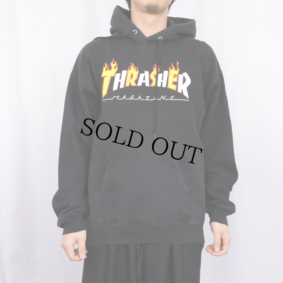 画像2: THRASHER ロゴプリント スウェットフーディー S BLACK  (2)