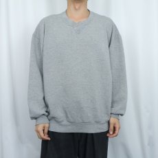 画像2: 90's RUSSELL ATHLETIC USA製 前V 無地スウェット XL (2)