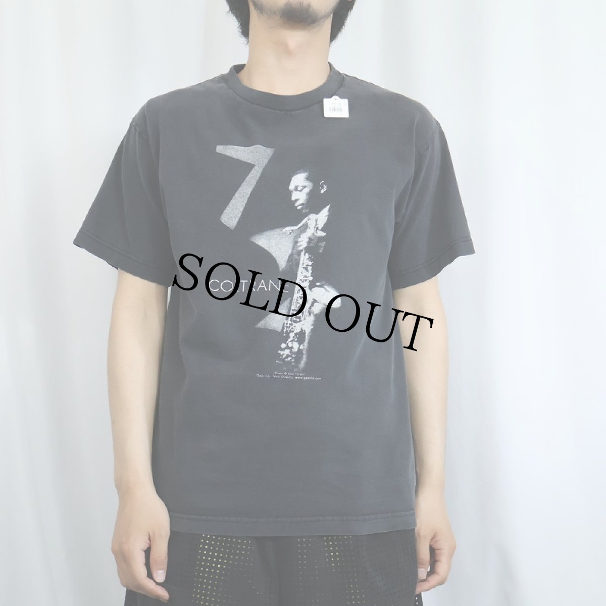 画像2: John Coltrane サックス奏者 プリントTシャツ BLACK  (2)