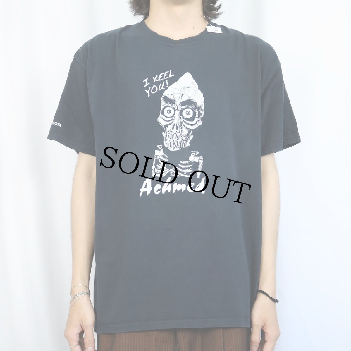 画像2: Jeff Dunham "Achmed the Dead Terrorist" 腹話術師 キャラクタープリントTシャツ BLACK L (2)