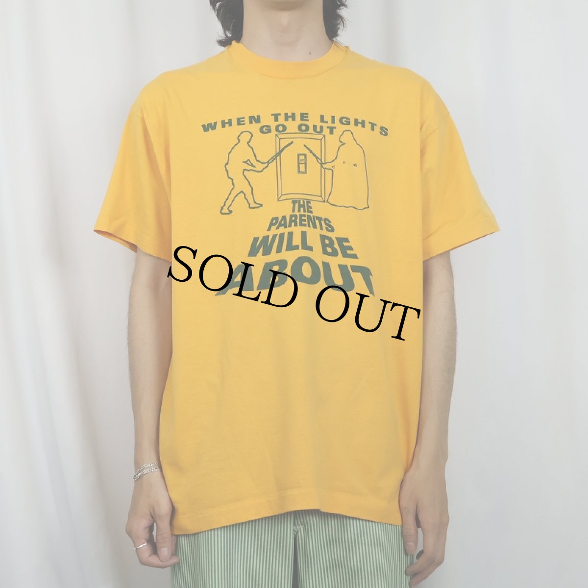 画像2: 90's STARWARS USA製 "WHEN THE LIGHTS GO OUT..." パロディプリントTシャツ XL (2)
