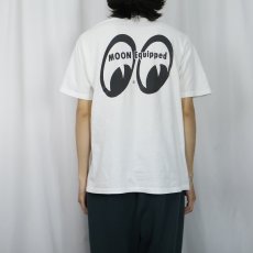 画像3: 90's MOONEYES "MOON Equipped" ロゴプリントTシャツ (3)