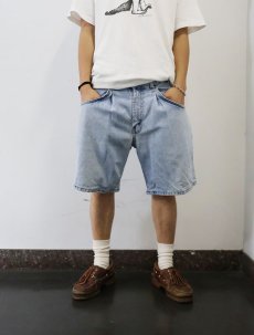 画像2: 2000's Levi's SILVER TAB "LOOSE" デニムショーツ W33 (2)
