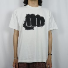 画像2: 90's CMAS USA製 "Fist Bump" イラストプリントTシャツ L (2)