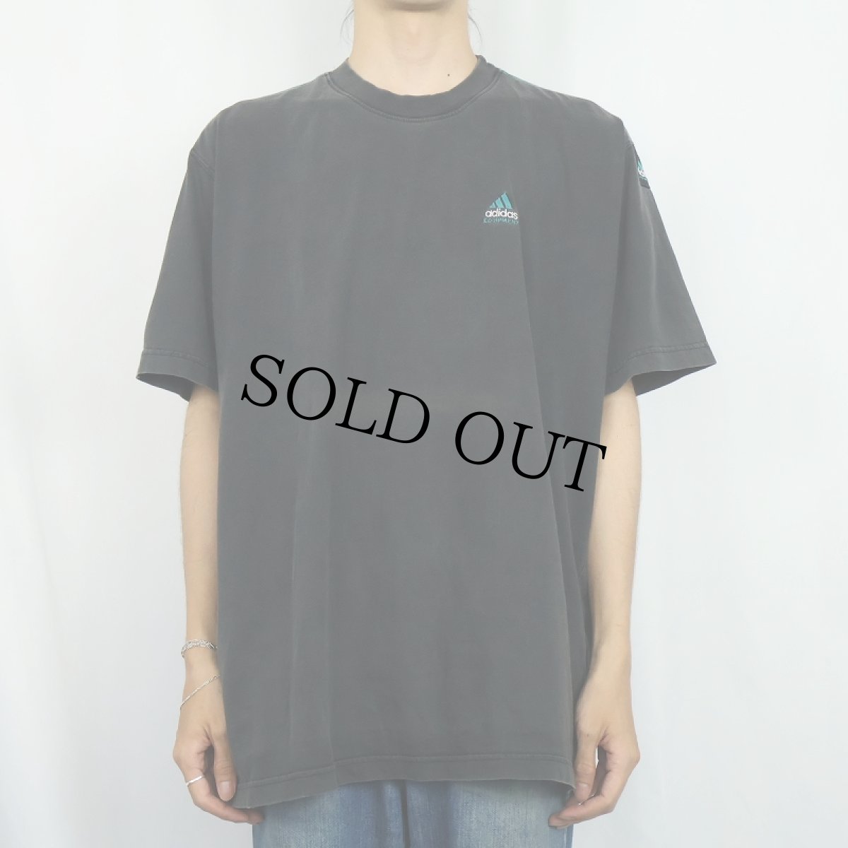 画像3: 90's adidas EQUIPMENT "FELIX VERLAG" フロッキープリント Tシャツ BLACK XL (3)
