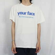 画像2: "your face 3 million people dislike this."ジョークプリントTシャツ  (2)