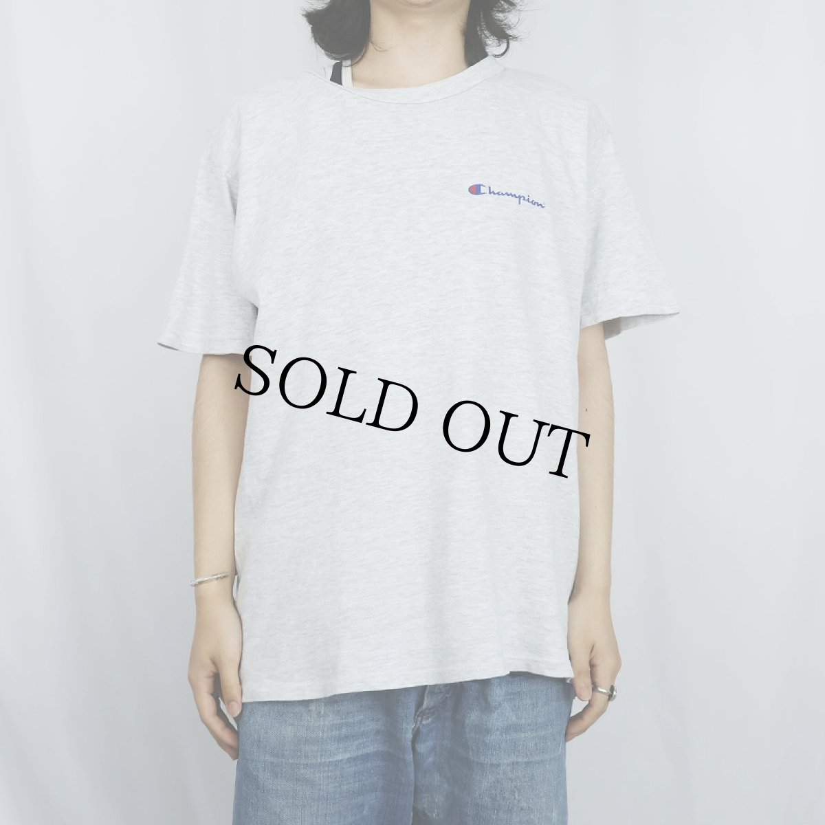 画像2: 90's Champion 青刺繍タグ 後期 USA製 ロゴプリントTシャツ L (2)