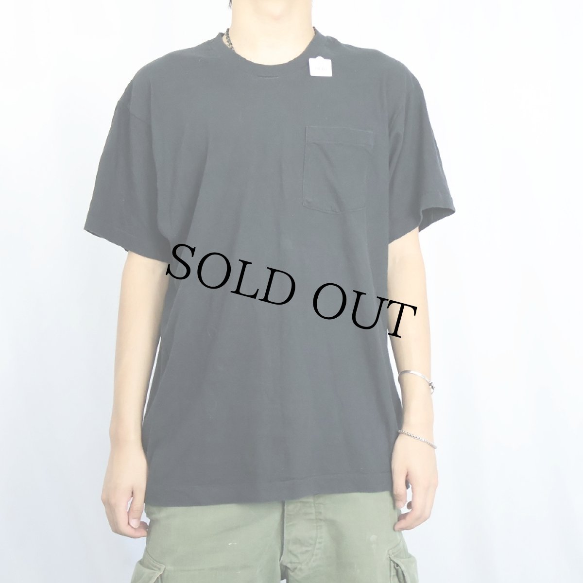 画像2: 90's FRUIT OF THE LOOM USA製 無地ポケットTシャツ BLACK L (2)