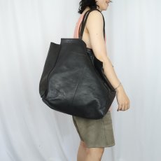 画像2: ジップトップ レザートートバッグ BLACK  (2)