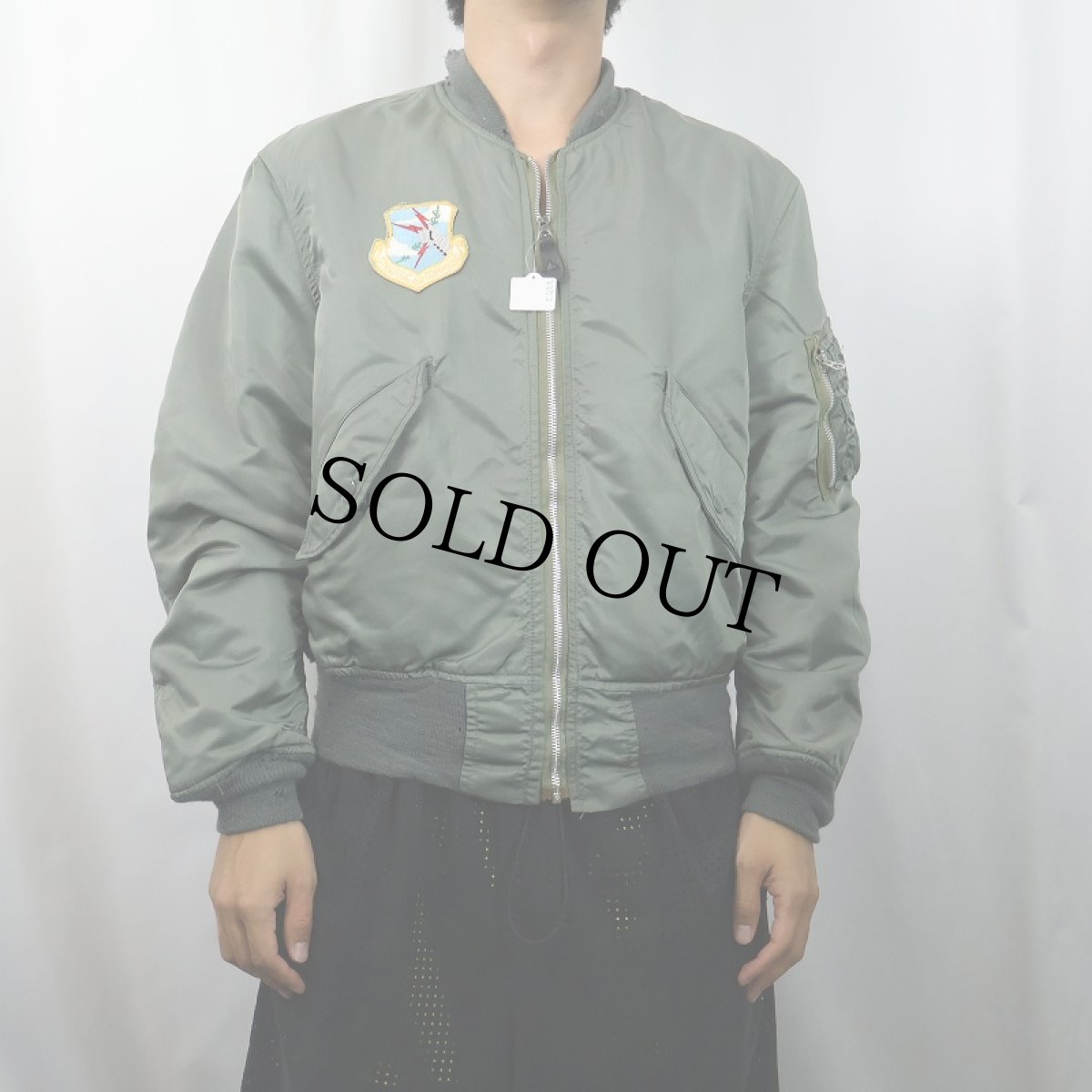 画像3: 70's U.S.AIRFORCE L-2B パッチ付き フライトジャケット MEDIUM (3)