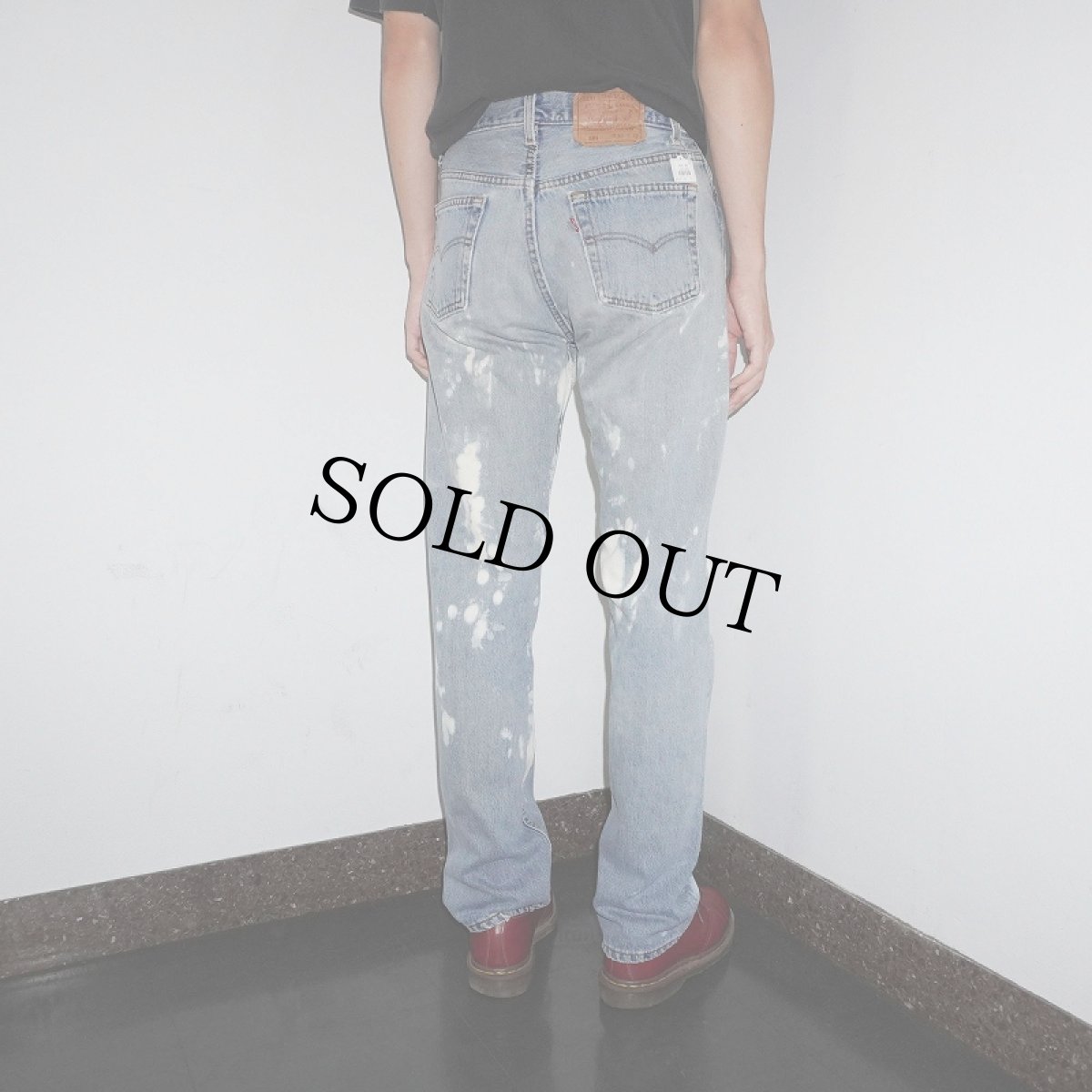 画像5: 90's Levi's 501 USA製 ブリーチ加工 デニムパンツ W28 (5)